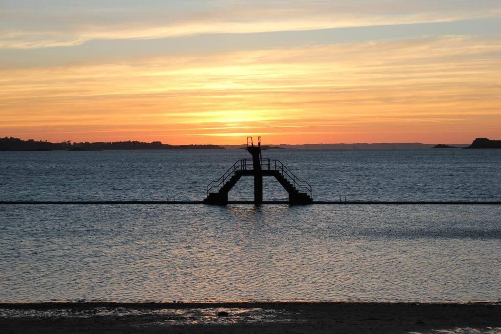 Escapade Romantique Et Gourmande-St Malo, Mer 150M Saint-Malo Bagian luar foto